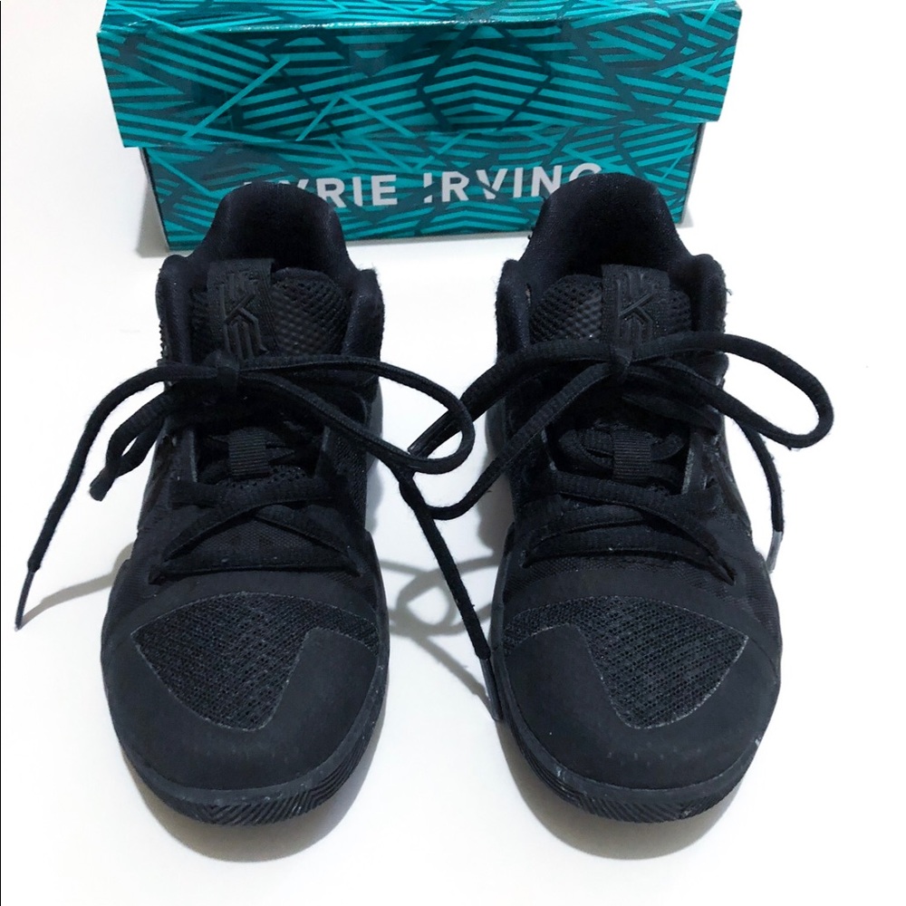 Kids Nike Kyrie Irving Kyrie 3